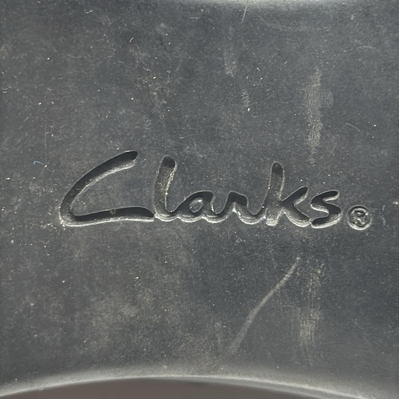 Clarks Black Ankle Boots with Low Heel and Sleek Design Size 9 BAB7735H - Picture 7 of 8